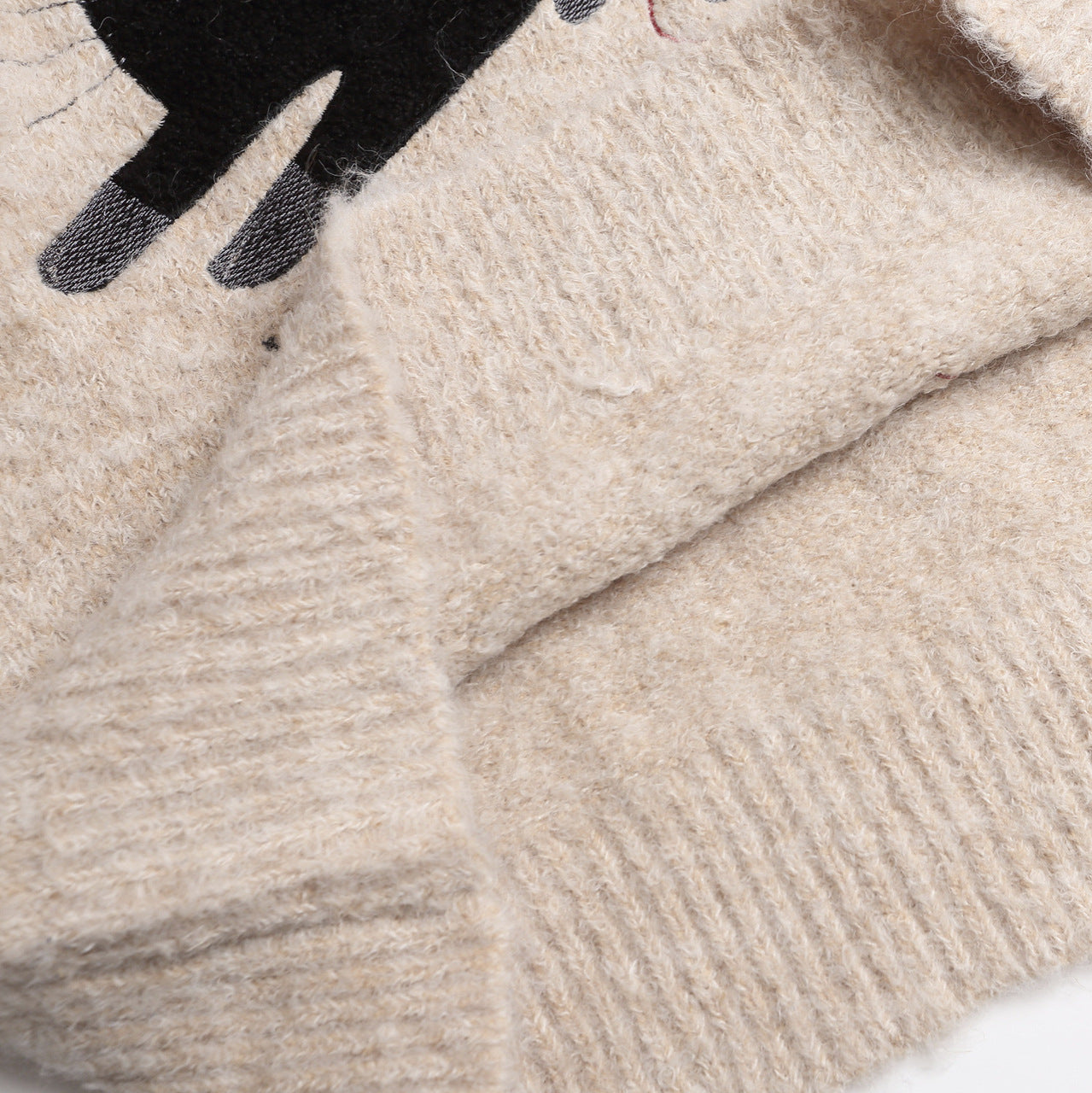 Cat Embroidered Knitted Shirt