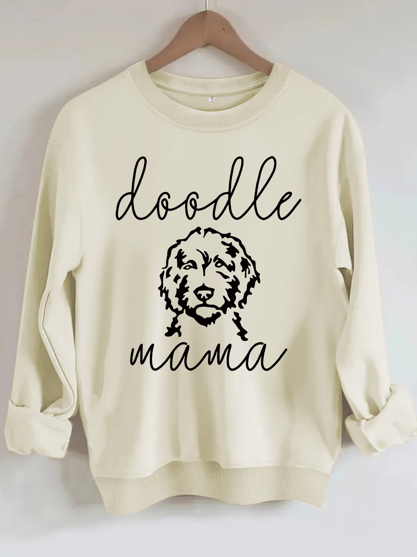 Sweatshirt with loose dog print